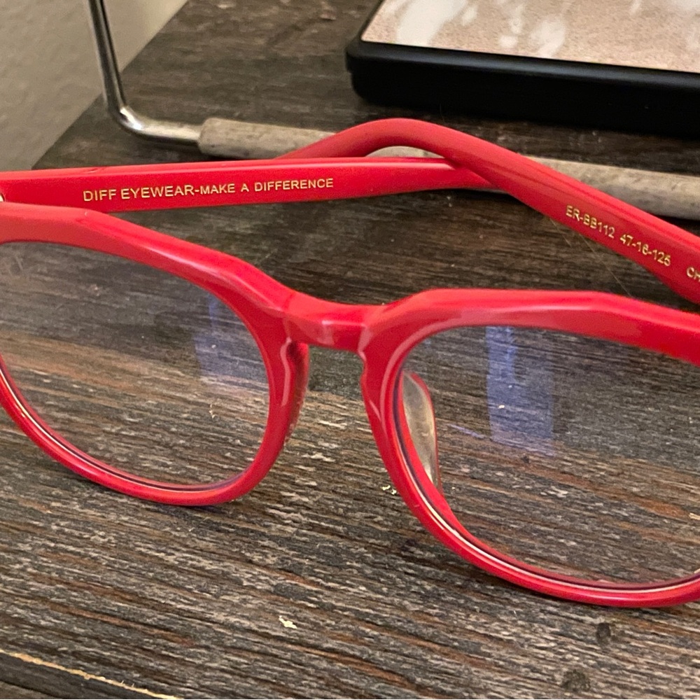 DIFF Eyewear Kids Vibrant Red Elmo Sesame Street Reading Glasses